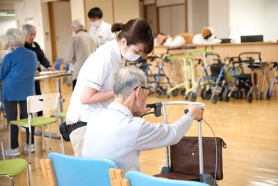 デイケア（通所リハ） - 香椎原病院 手の暖かさの伝わる病院