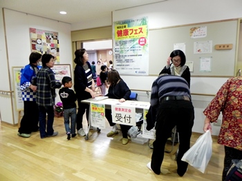  第３１回香椎下原校区文化祭　協力イベント健康フェス開催風景